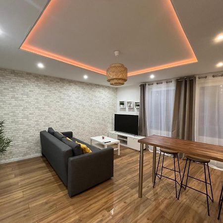 Moderne Appartement - Gare - Centre-Ville ルマン エクステリア 写真