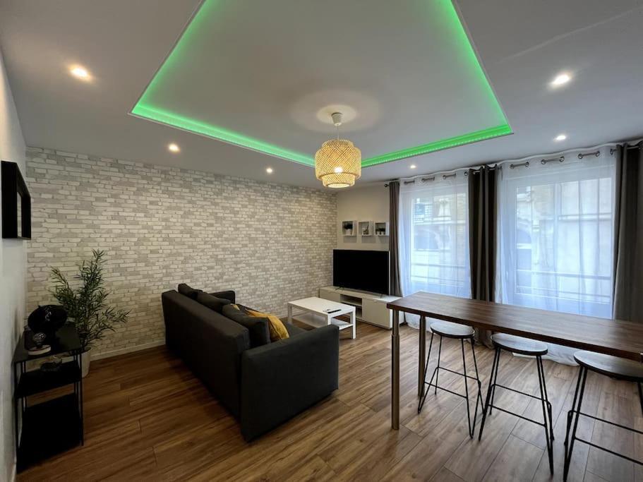 Moderne Appartement - Gare - Centre-Ville ルマン エクステリア 写真